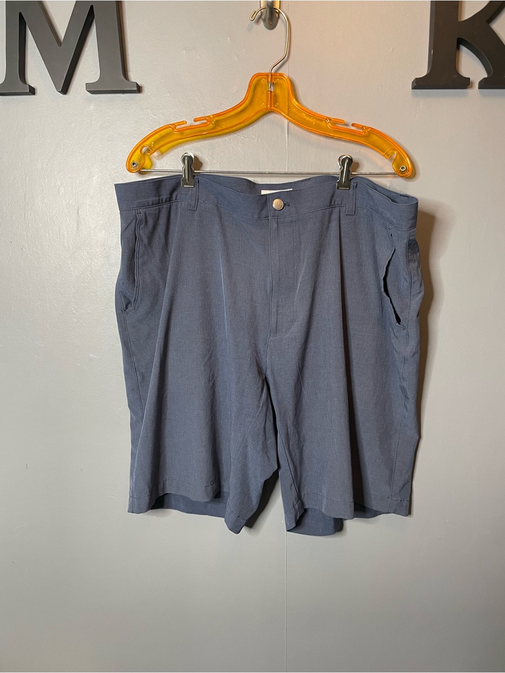 Peter Millar Navy Performance Shorts Flat Front Size 40